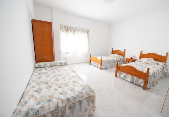 HABITACION 3 CAMAS